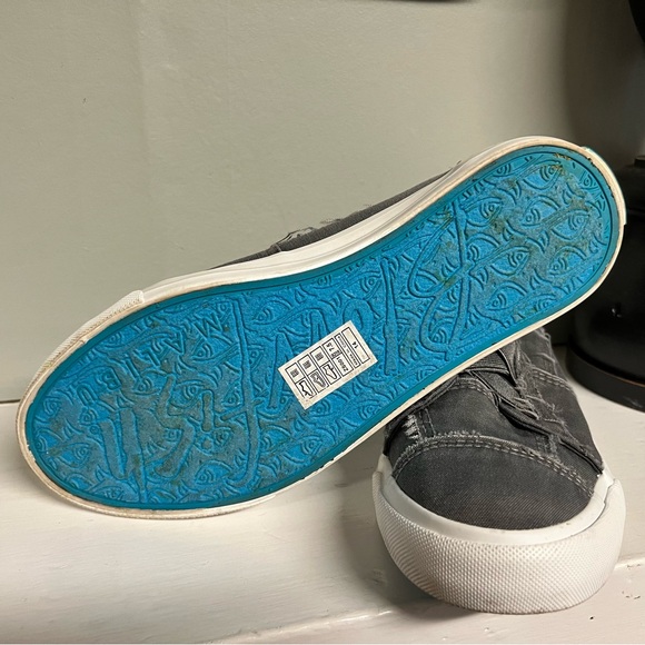 Blowfish Malibu Marlin Canvas Slip Ons - Picture 4 of 5